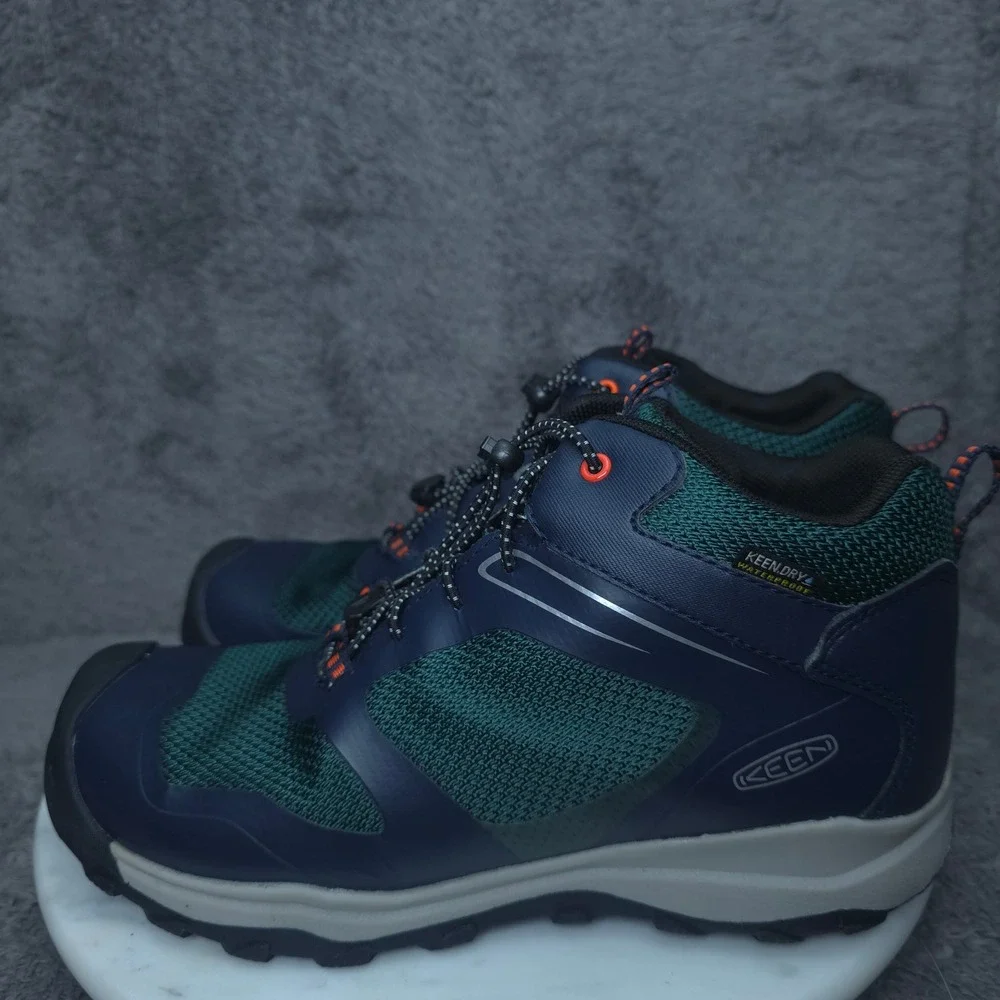 Keen waterproof hiking
